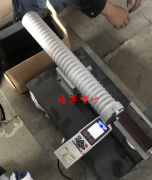 寧波某客戶為合金鋼螺栓和鑲件，風力發(fā)電葉片襯套定制的專用噴砂